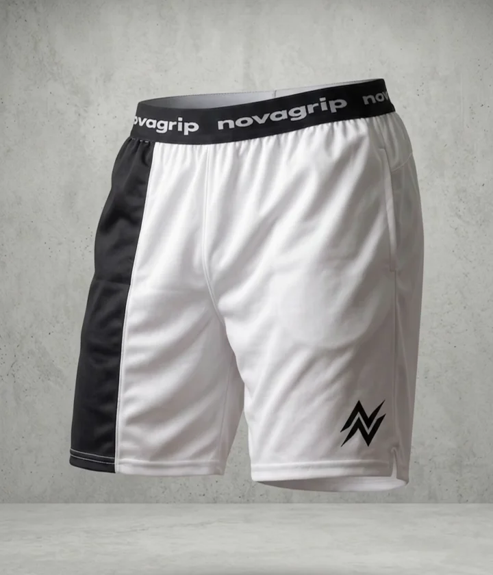 Short Novagrip flotando: franja negra lateral, cintura con el logo y la N